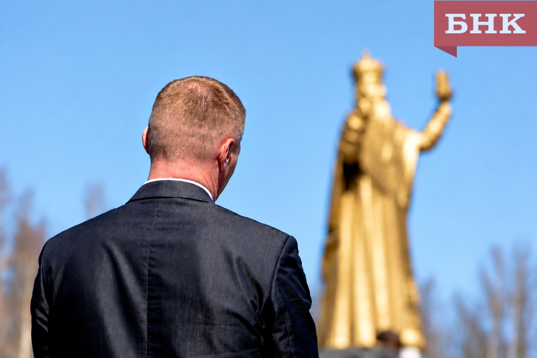 Администрация главы Коми заказала пять сувенирных скульптур Стефана Пермского