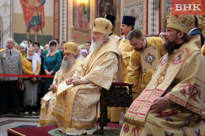 Патриарх Кирилл выразил соболезнования в связи с кончиной архиепископа Питирима