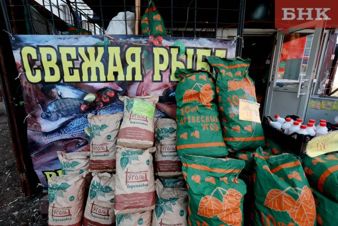Диетолог пояснила, кому нельзя есть рыбу