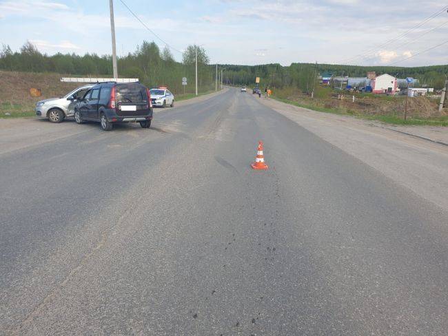 Ухта Коми Столкновение двух автомашин Лада Ларгус