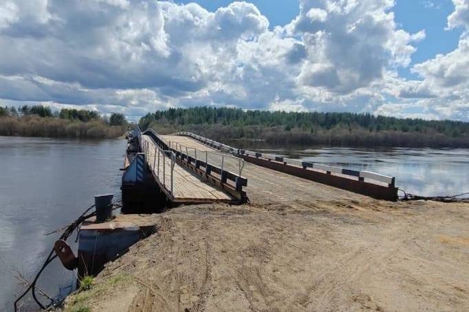 В Сысольском районе отремонтировали наплавной мост