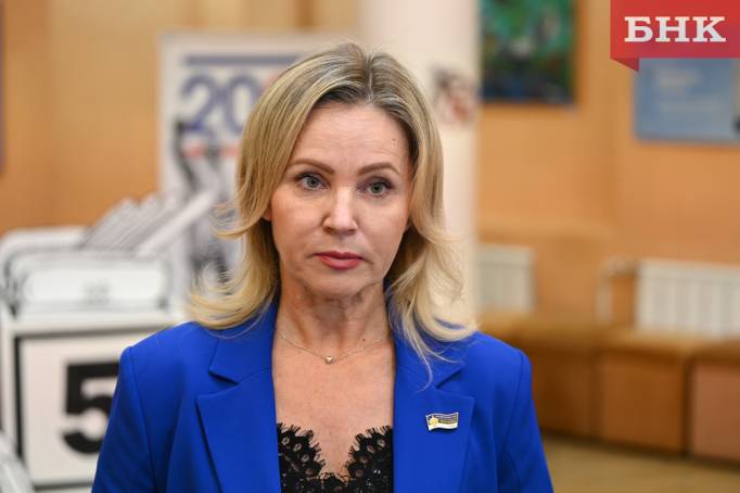 Наталья Якимова назвала, насколько в Коми вырастут оклады учителей