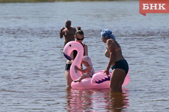 Погода и большая вода мешают мэрии открыть пляж в Сыктывкаре