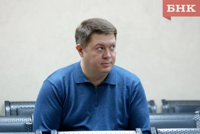 В суде раскрыли новую причину, почему бывший политтехнолог Максим Минеев выпил во время принудительных работ