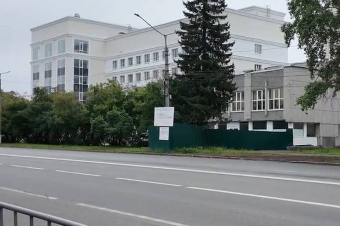 В Сыктывкаре спустя пять лет откроют проход у нового корпуса СГУ на Коммунистической