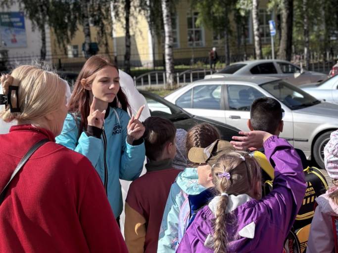 К сыктывкарским школьникам пришел «ангел безопасности»