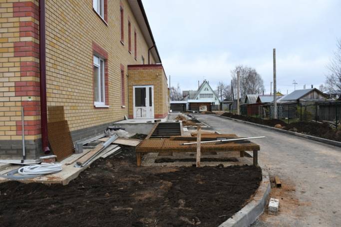 В Усть-Куломе завершают возведение нового корпуса детского сада