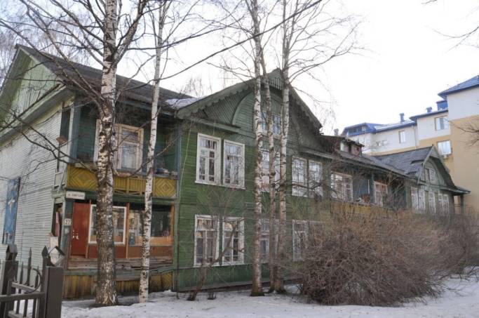 В Сыктывкаре решили расселить людей из дома культурного наследия