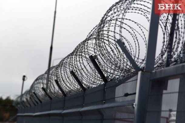 Вовлечение в употребление наркотиков 15-летних девушек закончилось для жителя Микуни колонией