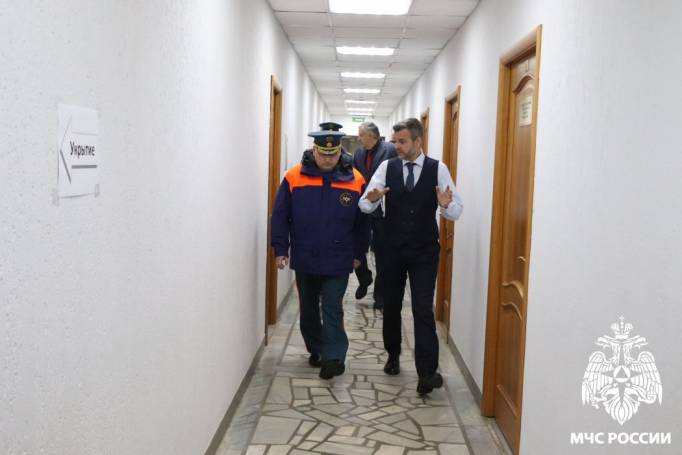 Мэр в укрытии и санобработка в бане: в Сыктывкаре провели тренировку на случай ЧС