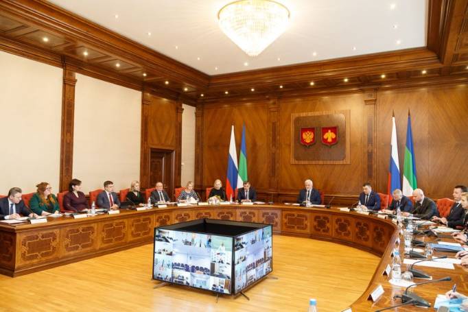 Глава Коми потребовал от городов и районов составить списки всех домов с признаками обрушения