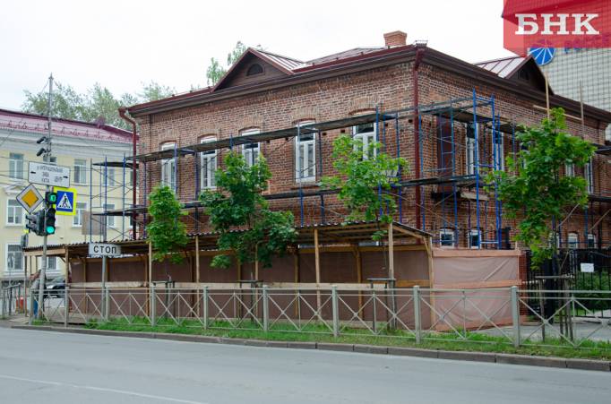 От выгребной ямы до царских монет: что таил в себе сыктывкарский дом Жеребцова