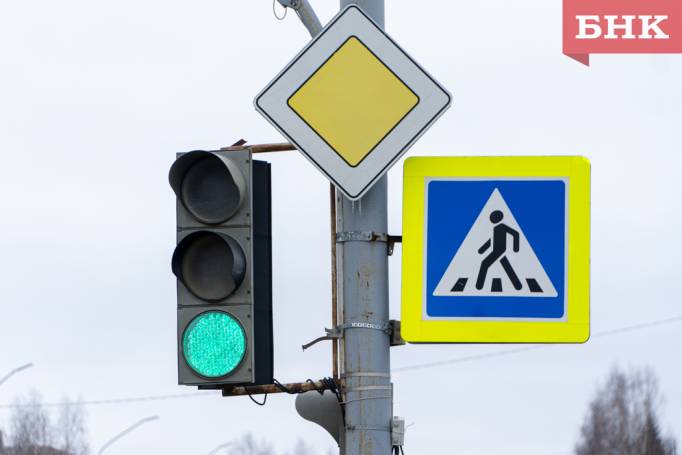 В Сыктывкаре шестилетняя девочка попала под колеса автомобиля