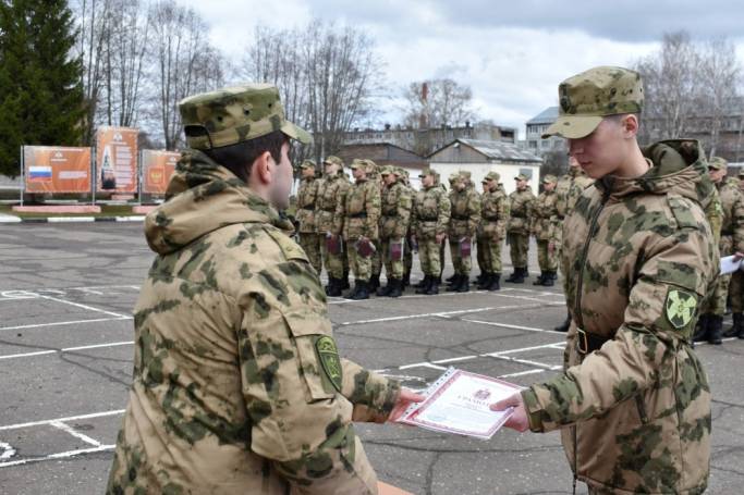 Военнослужащие по призыву завершили обучение в Сыктывкаре