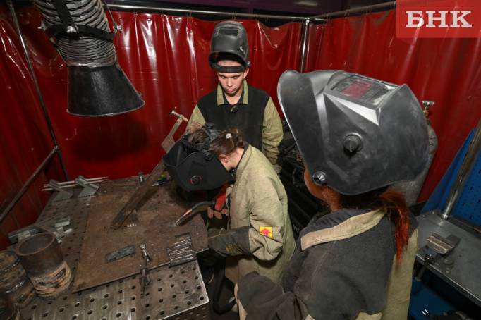 «Кластеры трудоустройства»: в Сыктывкарском политехническом техникуме совершенствуют форматы преподавания