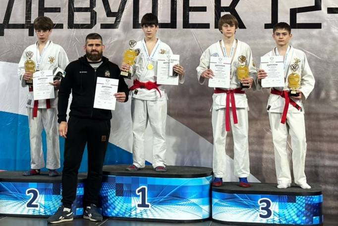 Спортсмен из Коми вырвал победу на первенствах страны и мира по рукопашному бою