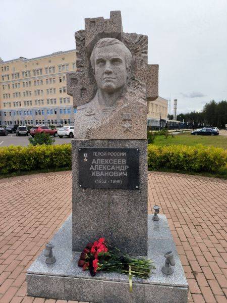 004-6.jpg 004-6.jpg