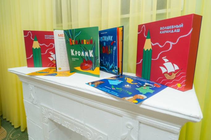 ЛУКОЙЛ передал книги для маленьких ухтинцев с особенностями здоровья