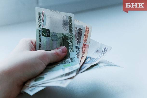 Коми – в лидерах среди регионов по средней зарплате