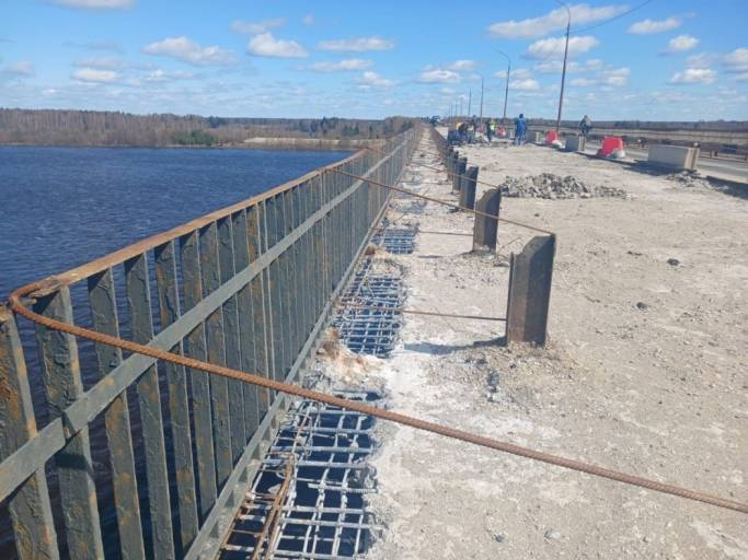 В Усинске и Корткеросском районе ремонтируют мосты