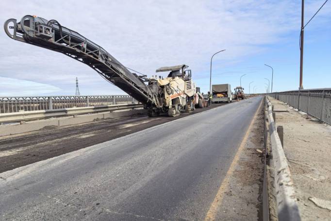 Краснозатонский мост в Сыктывкаре пообещали отремонтировать за неделю