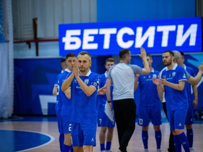 «Ухта» растеряла преимущество в серии за золото Суперлиги России