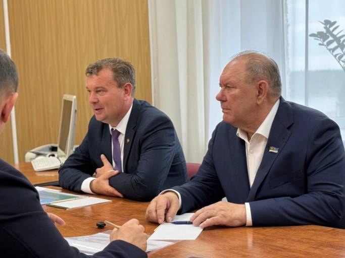 Александр Макаренко: «Государство усиливает поддержку АПК — от гарантированных поставок топлива до высокотехнологичных грантов для фермеров»