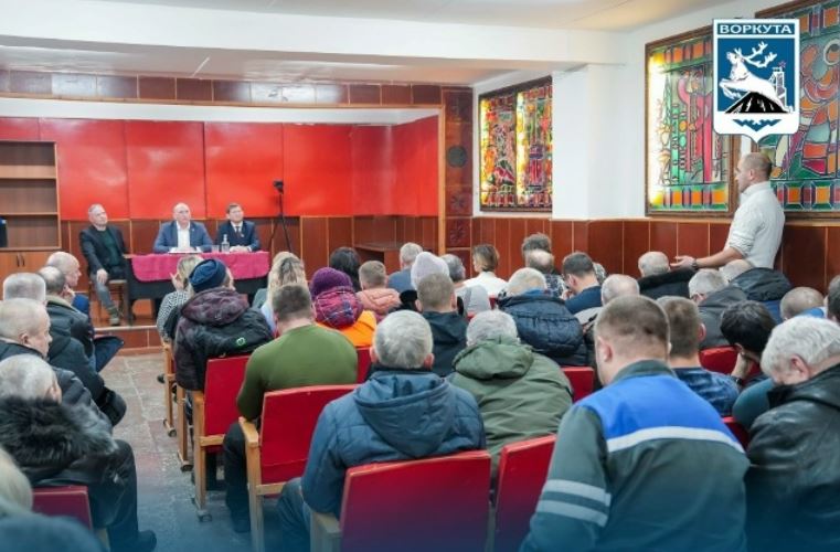 Игорь Гурьев объяснил массовые сокращения в муниципальной дорожной службе