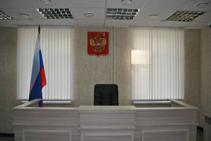 Суд в Сыктывкаре прекратил производство по делу об изъятии первоклассника из семьи