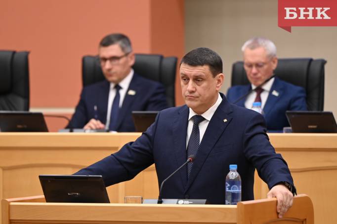 Председатель правительства Коми: «Перед бюджетниками долгов по зарплате нет»