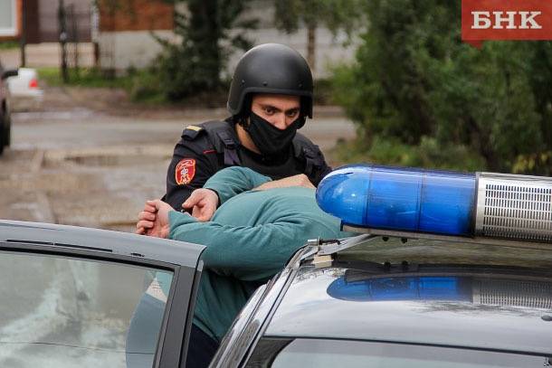 В Объячево росгвардейцы усмирили буйного пациента