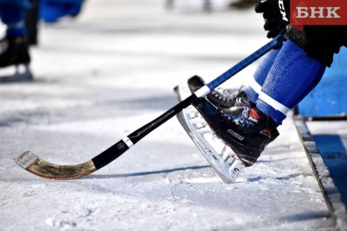 Хоккейному клубу «Строитель-Сыктывкар» поставили задачу сократить отставание от лидеров