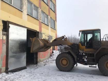 В Воркуте водителю погрузчика назначили исправительные работы за гибель сварщика