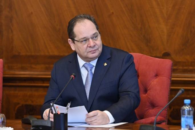 Ростислав Гольдштейн поручил проверить качество питания во всех школах Коми
