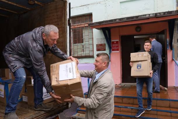Интинцы помогают жителям признанных республик Донбасса