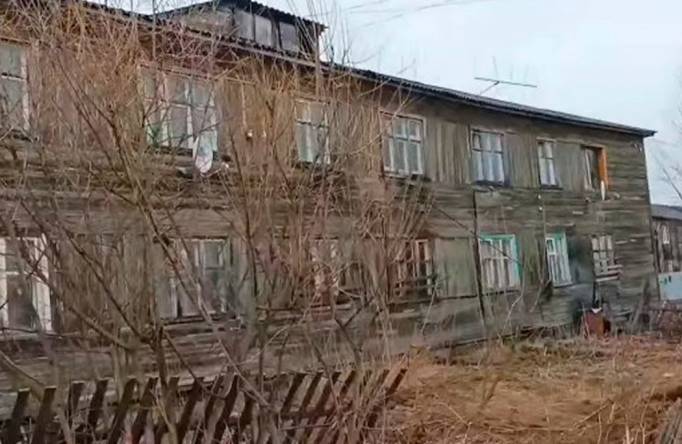 В Троицко-Печорске пенсионера из разрушающего дома переселили в ветхий