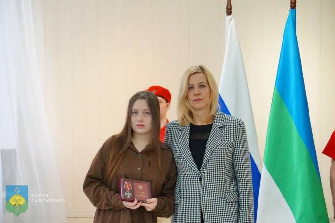 Семьям погибших на СВО сыктывкарцев передали ордена и медали