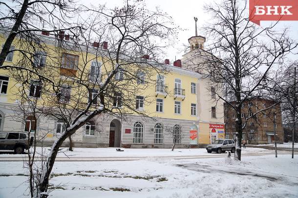 В Сыктывкаре снова выставили на продажу помещение в «доме под шпилем»