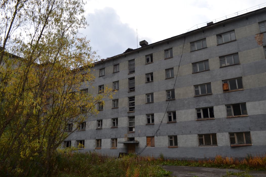 В Воркуте нежилую пятиэтажку продают по цене квартиры