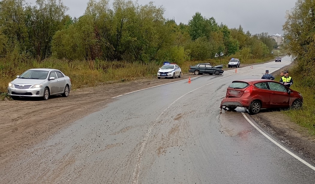 В Печоре в тройном ДТП пострадала женщина