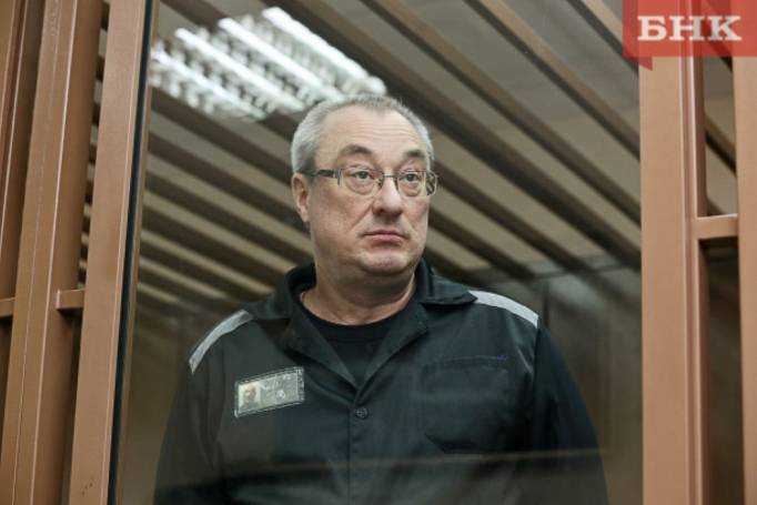 Экс-главе Коми Вячеславу Гайзеру отказали в замене наказания
