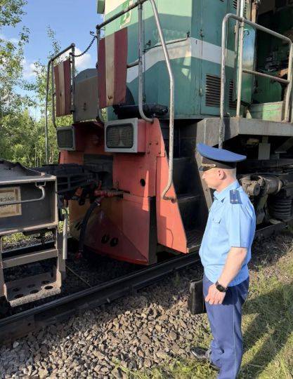 В Сыктывкаре произошло столкновение локомотива и грузового состава