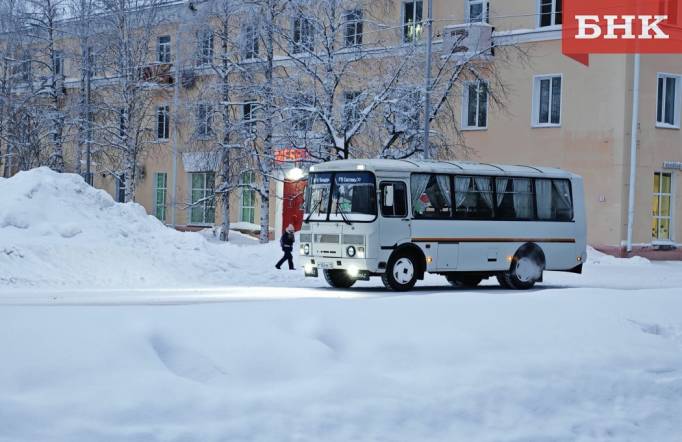 В четырех муниципалитетах Коми талоны на проезд заменят на транспортные карты