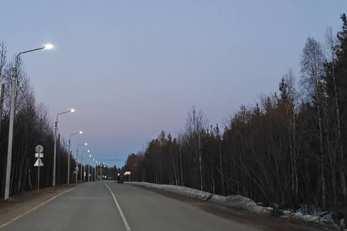 В Ижемском районе строят новые линии освещения вдоль дорог