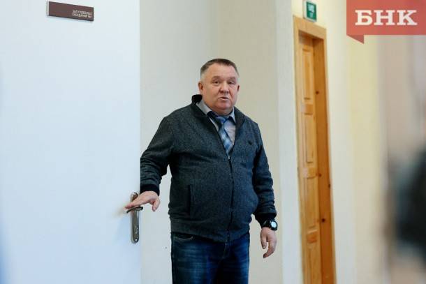 Верховный суд Коми перенес заседание по делу об аварийной посадке боинга