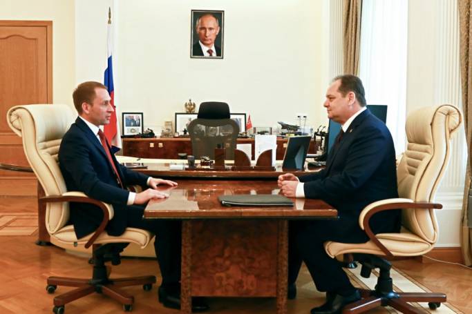 Ростислав Гольдштейн предложил внести поправки в федеральное законодательство ради защиты населенных пунктов от пожаров