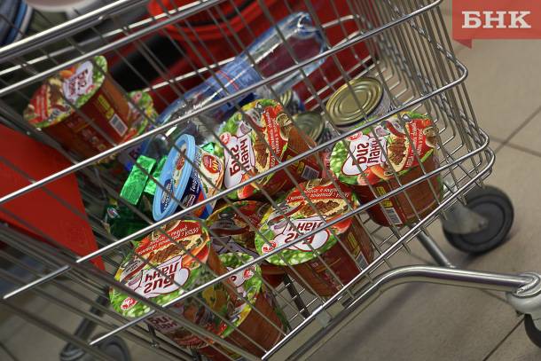 Небрежное обращение с продуктовой тележкой обошлось ухтинцу в 52 тысячи рублей