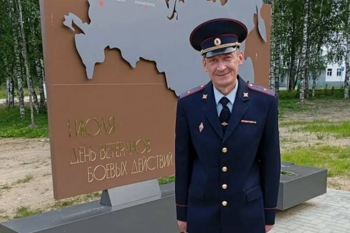 Эдуард Староверов стал самым «народным участковым» Коми