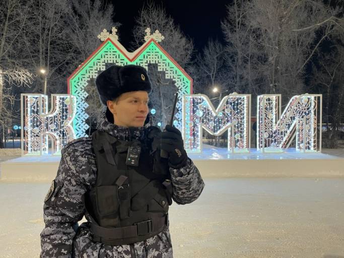 Росгвардейцы обеспечат безопасность жителей Коми в новогодние праздники