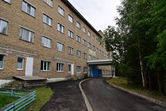 По поручению Ростислава Гольдштейна в Удорской ЦРБ установят маммограф и томограф
